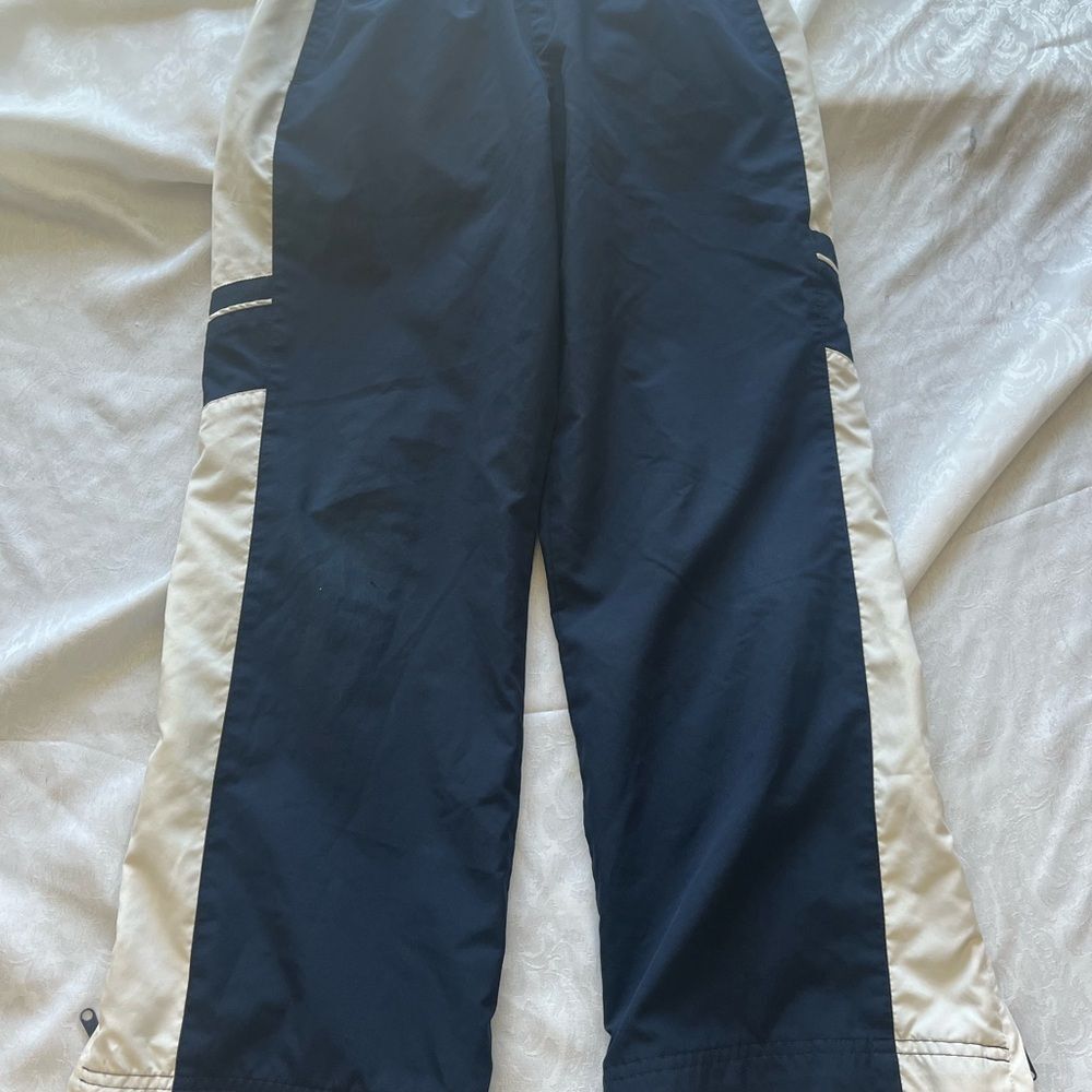 Nike Navy and white Sportswear Pants boys size medium 10-12 lined